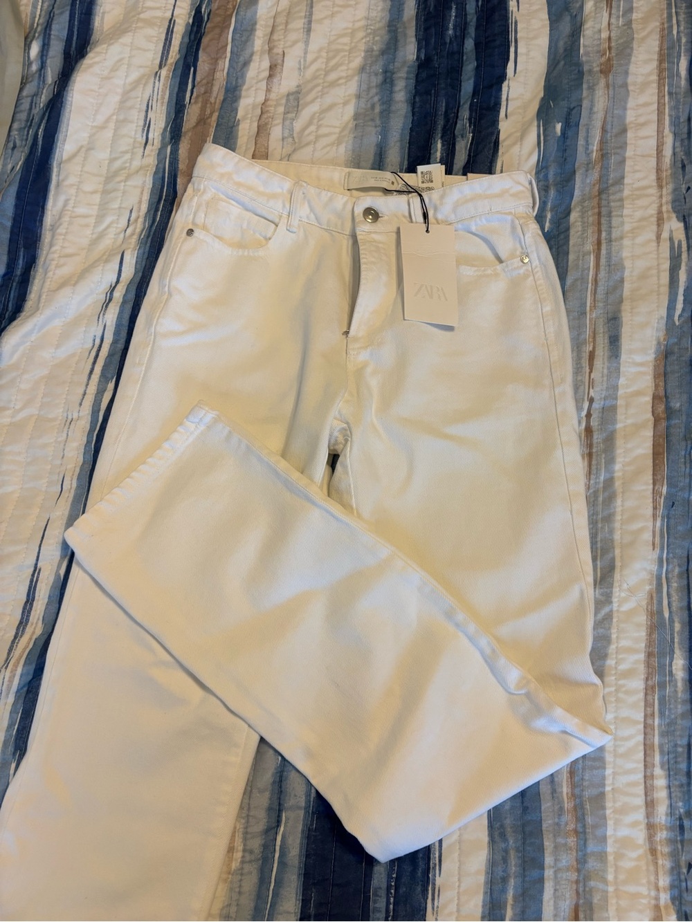 Zara White Slim Straight Jeans